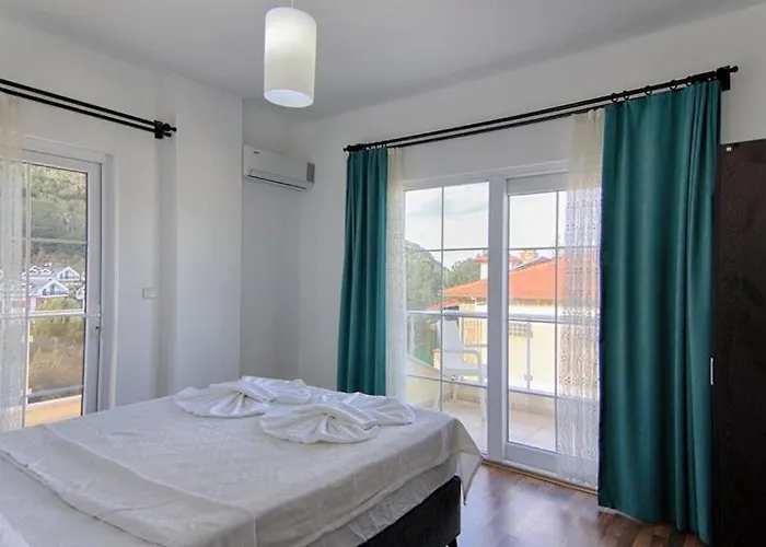 Detached With Private Pool In Oeluedeniz, *