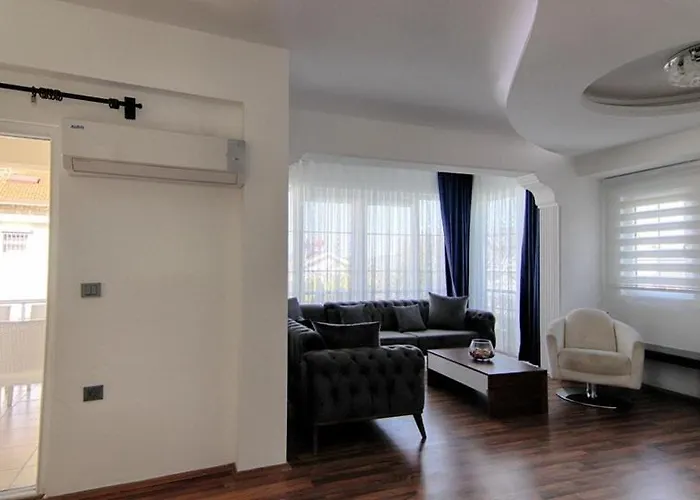 Detached With Private Pool In Oeluedeniz,