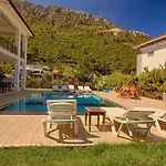 Willa Detached With Private Pool In Oeluedeniz, *
