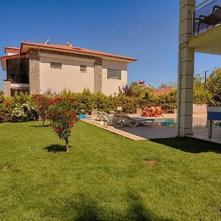 Detached With Private Pool In Oeluedeniz,