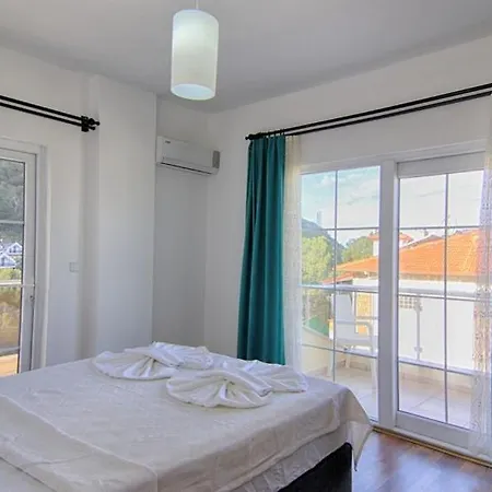 Detached With Private Pool In Oeluedeniz, Willa *