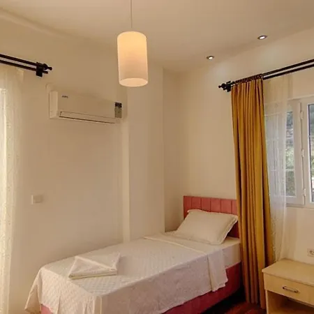 Willa Detached With Private Pool In Oeluedeniz, Fethiye