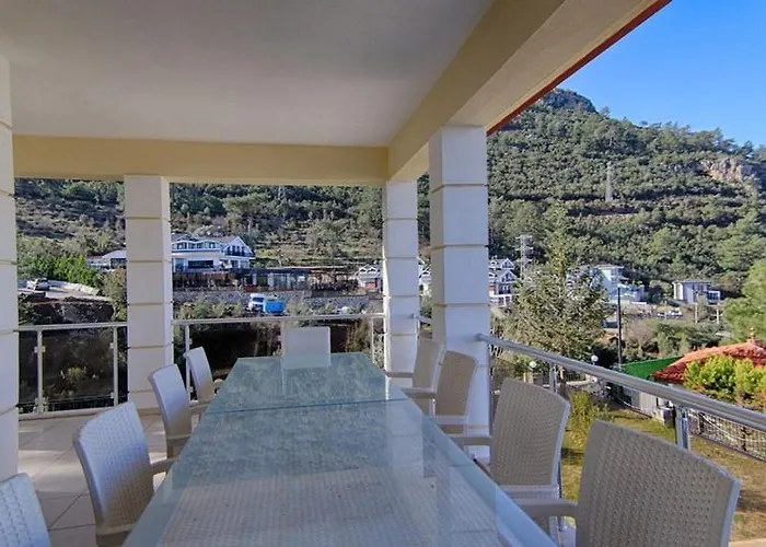 Detached With Private Pool In Oeluedeniz, Villa Fethiye
