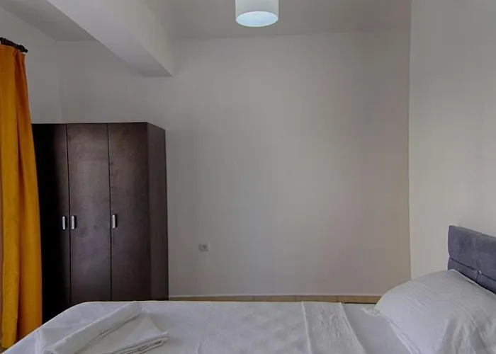 Detached With Private Pool In Oeluedeniz,