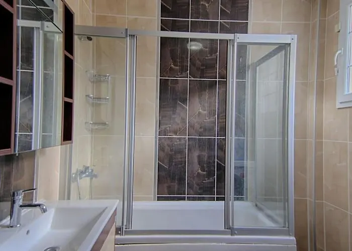 Villa Detached With Private Pool In Oeluedeniz, *